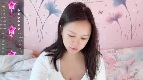 mary_uu online show from 01/10/25, 07:04