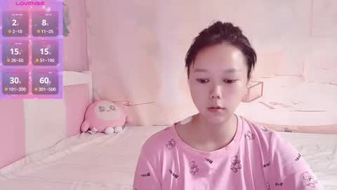 mary_uu online show from 10/31/25, 12:22
