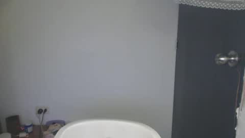 maryam_arabicmilk online show from 12/23/24, 02:02