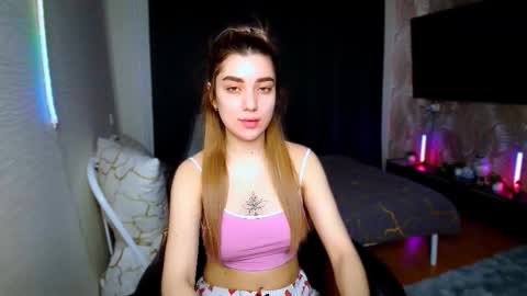 Snapshot of maryam_xs chatting on 03/08/26, 02:59 maryam online show from 03/08/26, 02:59