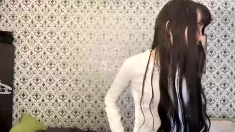 Sofia online show from 12/20/25, 02:46