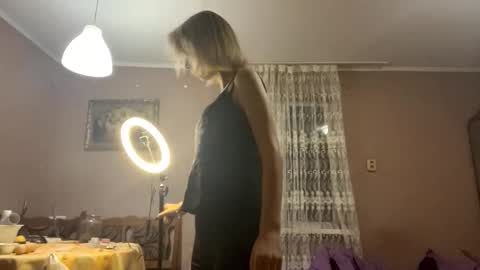 Tessa  online show from 02/13/26, 08:16