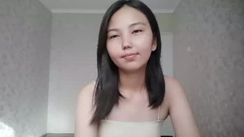 Lily online show from 07/25/26, 12:03