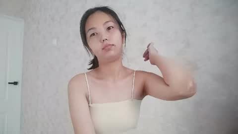 Lily online show from 07/31/26, 12:04