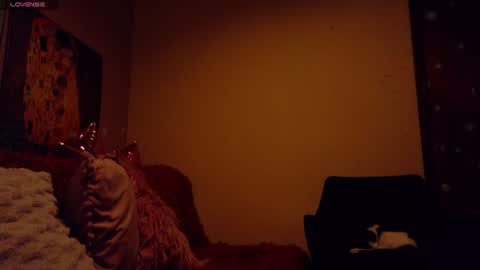 Snapshot of maryberry__ chatting on 06/15/26, 02:36 online show from 06/15/26, 02:36
