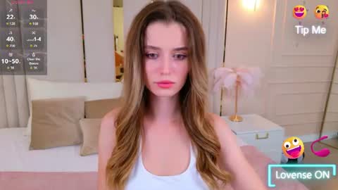 Snapshot of marybeth_snow chatting on 07/15/26, 05:18 Marybeth online show from 07/15/26, 05:18