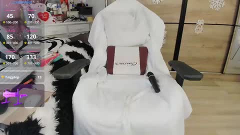 Maryelle online show from 12/28/24, 12:47