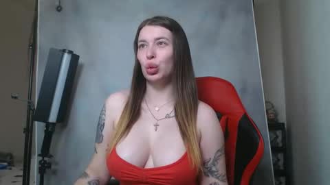 Snapshot of maryh0tlove chatting on 03/19/26, 09:35 maryh0tlove online show from 03/19/26, 09:35