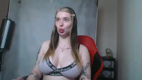 maryh0tlove online show from 05/04/26, 10:11
