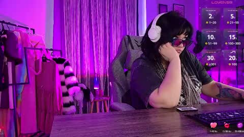 Mary online show from 05/26/26, 02:40