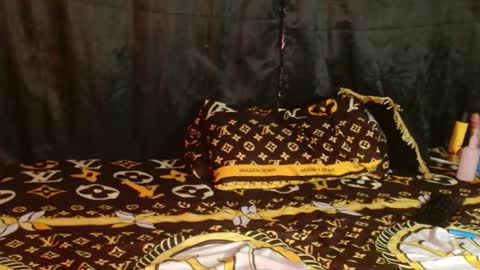 Snapshot of maryjane419 chatting on 02/18/26, 09:27 maryjane online show from 02/18/26, 09:27