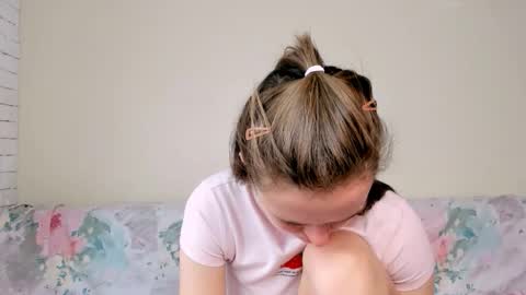 Mari online show from 04/16/26, 08:15