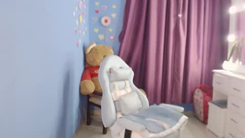 Snapshot of maryline_w chatting on 12/28/24, 05:02 maryline online show from 12/28/24, 05:02