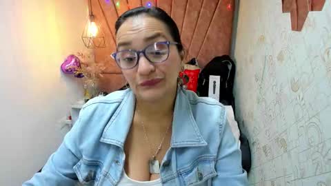 Marylin online show from 12/13/25, 07:53