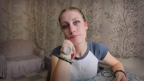 Snapshot of marylou_ chatting on 07/16/26, 06:08 Mary Lou online show from 07/16/26, 06:08