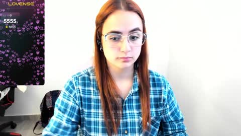 Dulce Maria online show from 02/05/25, 10:33