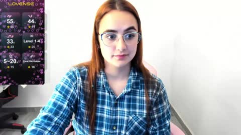 Dulce Maria online show from 02/06/25, 01:38