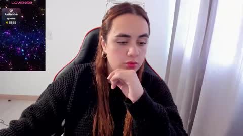 Dulce Maria online show from 12/16/25, 08:47