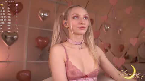 Snapshot of marylunamay chatting on 02/21/26, 04:57 Mary online show from 02/21/26, 04:57