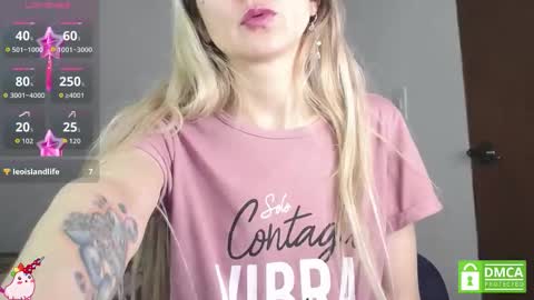 Snapshot of marylyrose chatting on 10/29/25, 04:53 maryly rose online show from 10/29/25, 04:53