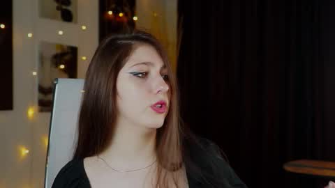 Mary Miller online show from 12/02/25, 09:36