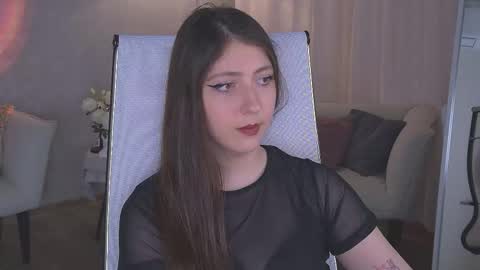 Snapshot of marymillerr chatting on 03/25/26, 09:48 Mary Miller online show from 03/25/26, 09:48