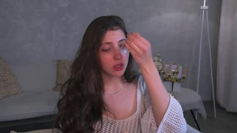 Mary Miller online show from 06/03/26, 06:27