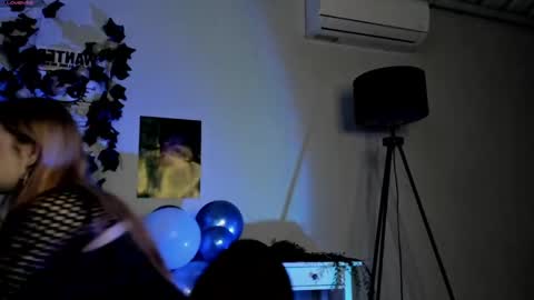 Snapshot of marynixoxo chatting on 02/24/25, 08:17 Mary x online show from 02/24/25, 08:17