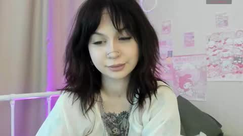 Snapshot of marynixoxo chatting on 11/24/25, 06:57 Mary x online show from 11/24/25, 06:57