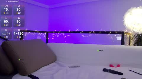 Marina online show from 12/24/24, 04:40