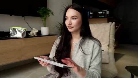 Marina online show from 10/03/25, 09:06