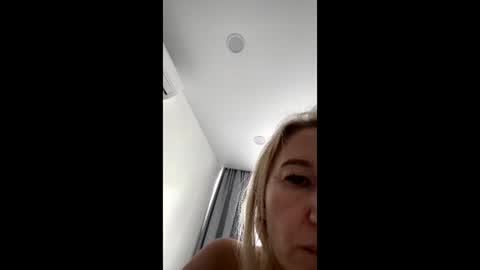 Mary online show from 06/08/26, 01:55