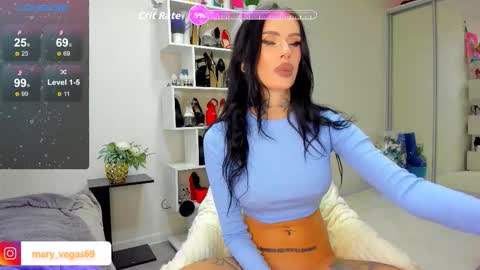 Mary online show from 12/18/25, 11:05