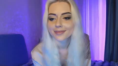 Snapshot of maryvi chatting on 04/05/26, 07:55 MaryVi online show from 04/05/26, 07:55