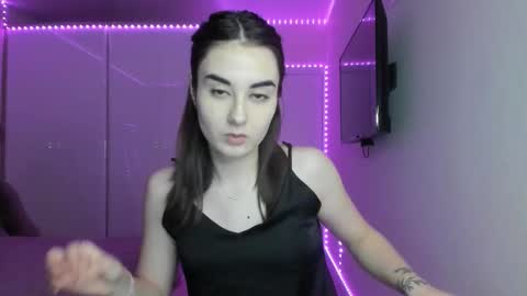 Mary online show from 02/01/26, 03:49