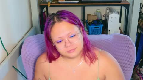 Marzi online show from 09/14/25, 07:57