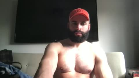 Snapshot of mascbeef95 chatting on 01/13/26, 06:57 mascbeef95 online show from 01/13/26, 06:57