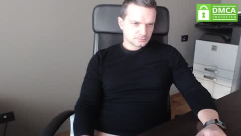 Snapshot of maschiodavide89 chatting on 12/23/24, 10:21 David online show from 12/23/24, 10:21