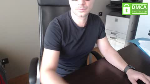 Snapshot of maschiodavide89 chatting on 03/03/25, 11:11 David online show from 03/03/25, 11:11