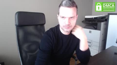 Snapshot of maschiodavide89 chatting on 03/06/25, 07:25 David online show from 03/06/25, 07:25