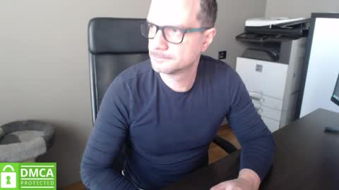 Snapshot of maschiodavide89 chatting on 04/09/26, 06:52 David online show from 04/09/26, 06:52