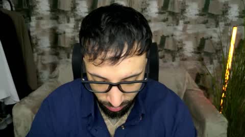 Snapshot of masculineguy69 chatting on 02/18/26, 09:27 masculineguy69 online show from 02/18/26, 09:27