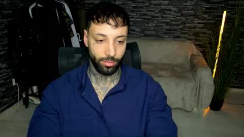 Snapshot of masculineguy69 chatting on 03/01/26, 07:05 masculineguy69 online show from 03/01/26, 07:05