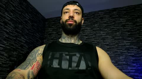 Snapshot of masculineguy69 chatting on 04/06/26, 09:16 masculineguy69 online show from 04/06/26, 09:16