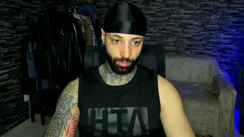 Snapshot of masculineguy69 chatting on 04/21/26, 08:09 masculineguy69 online show from 04/21/26, 08:09