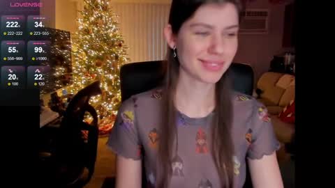 Snapshot of mash_hub chatting on 12/17/24, 10:11 Mash online show from 12/17/24, 10:11