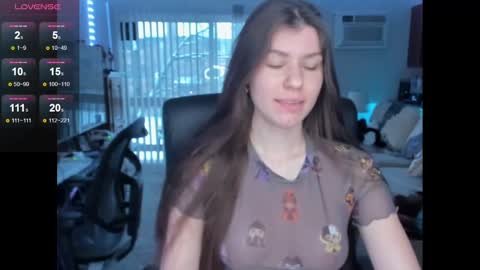 Snapshot of mash_hub chatting on 01/14/25, 01:28 Mash online show from 01/14/25, 01:28