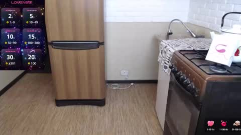 Snapshot of masha91 chatting on 02/04/25, 10:10 MARIYA online show from 02/04/25, 10:10