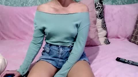 Snapshot of masha_2023 chatting on 10/10/25, 03:05 masha_2023 online show from 10/10/25, 03:05