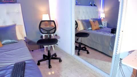 Masha Foxx online show from 01/16/25, 04:28